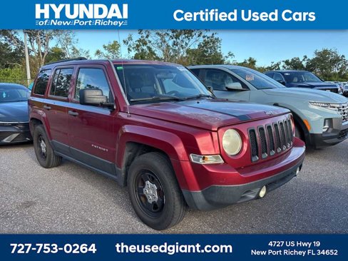 Used 2014 Jeep Patriot Sport image 4