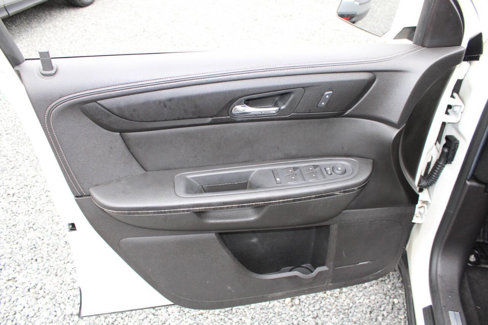 Used 2014 GMC Acadia SLT image 24