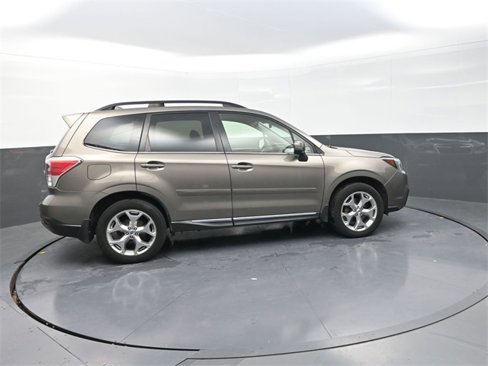 Used 2017 Subaru Forester 2.5i Touring image 8