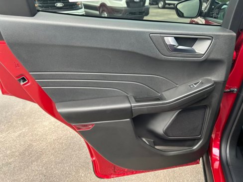 New 2025 Ford Escape ST-Line image 24