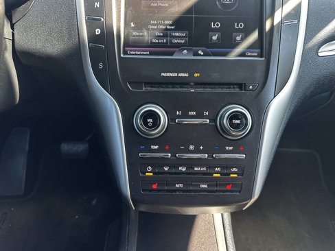 Used 2015 Lincoln MKC FWD image 31