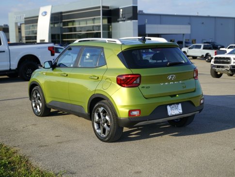 Used 2021 Hyundai Venue SEL w/ Cargo Package image 8