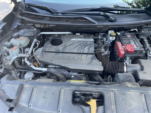 Used 2023 Nissan Rogue S image 30