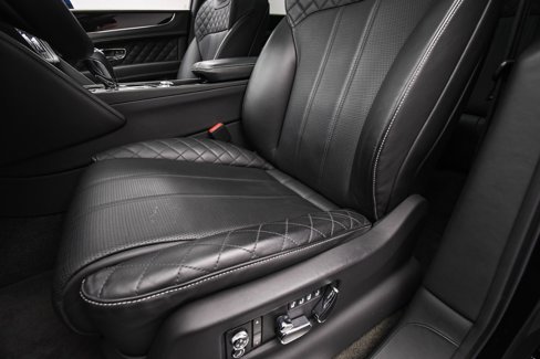 Used 2020 Bentley Bentayga Speed image 50