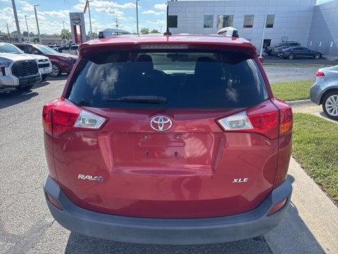 Used 2015 Toyota RAV4 XLE image 8