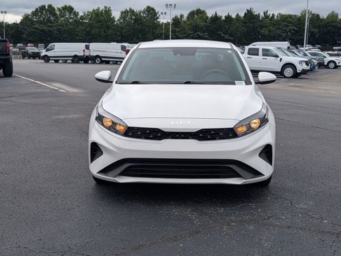 Used 2024 Kia Forte LXS image 7