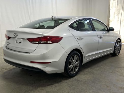 Used 2017 Hyundai Elantra Value Edition image 3
