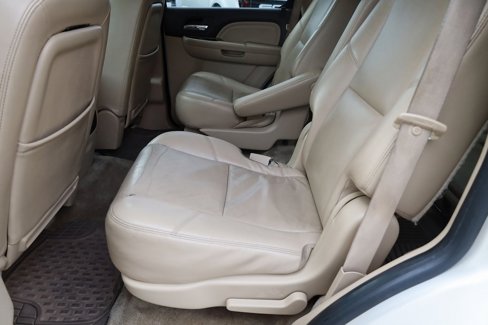 Used 2011 GMC Yukon Denali image 18