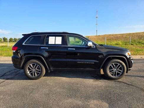 Used 2018 Jeep Grand Cherokee Limited image 2