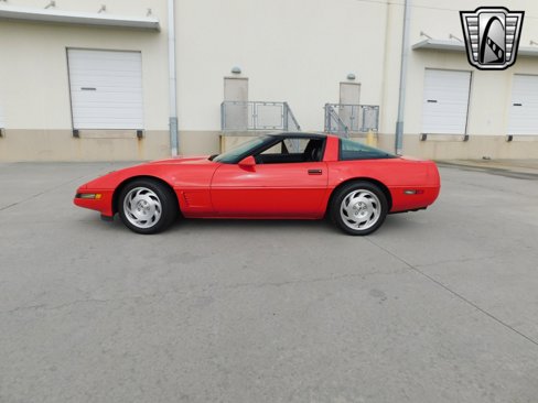 Used 1995 Chevrolet Corvette Coupe image 5