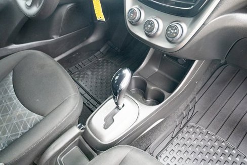 Used 2022 Chevrolet Spark LS image 39