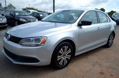 Used 2014 Volkswagen Jetta S image 3