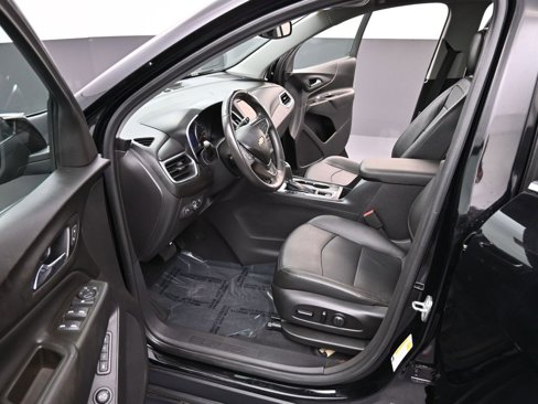 Used 2020 Chevrolet Equinox LT w/ Midnight Edition image 11