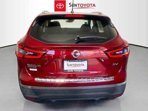Used 2021 Nissan Rogue Sport SV image 5