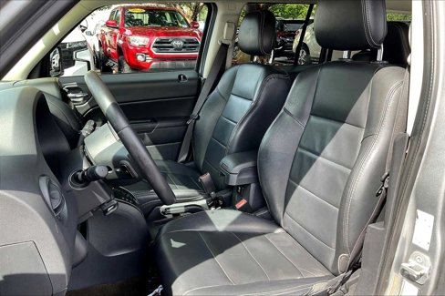 Used 2016 Jeep Patriot High Altitude image 23