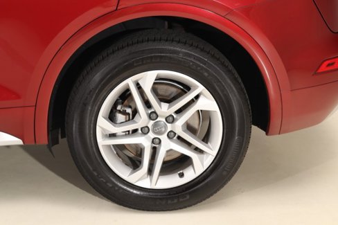Used 2018 Audi Q5 2.0T Premium Plus w/ Premium Plus Package image 29