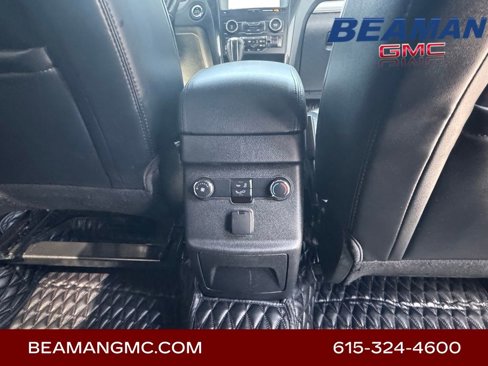 Used 2019 Ford Explorer XLT w/ Equipment Group 202A image 25