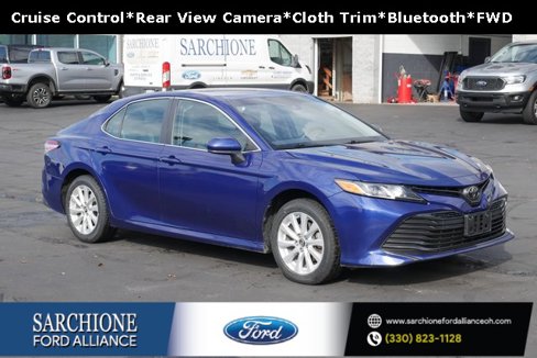 Used 2018 Toyota Camry LE image 1