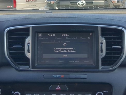 Used 2018 Kia Sportage SX image 17