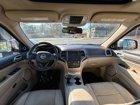 Used 2015 Jeep Grand Cherokee Overland image 7