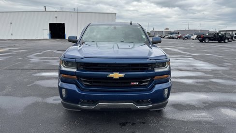 Used 2018 Chevrolet Silverado 1500 LT w/ All Star Edition image 2