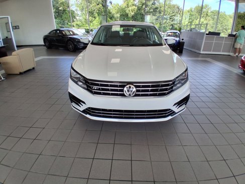 Used 2017 Volkswagen Passat 1.8T R-Line image 8
