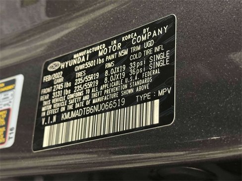 Used 2022 Genesis GV70 2.5T w/ Advanced Package image 18