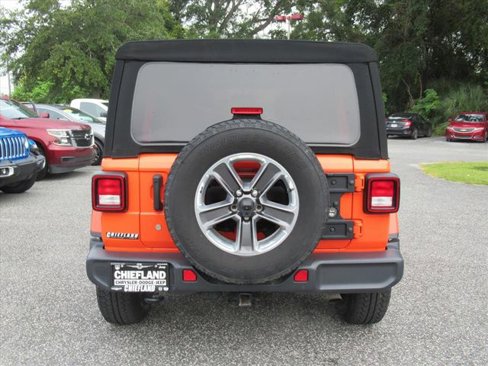 Used 2019 Jeep Wrangler Unlimited Sahara image 5