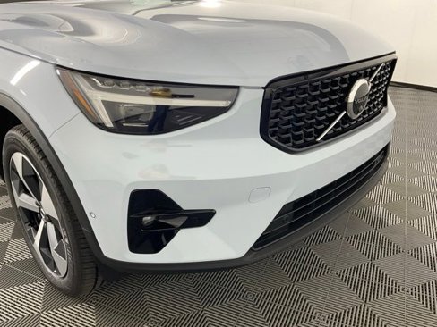 New 2026 Volvo XC40 B5 Plus w/ Protection Package Premier image 12