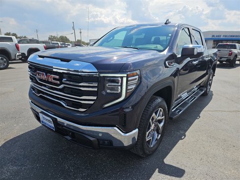 New 2026 GMC Sierra 1500 SLT w/ SLT Premium Package image 12