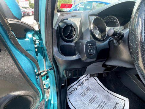 Used 2013 Honda Fit Sport image 17