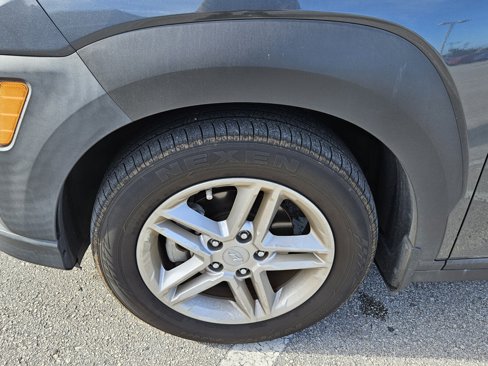 Used 2021 Hyundai Kona SE image 25