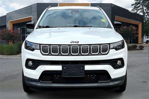 Used 2022 Jeep Compass Latitude w/ Convenience Group image 2