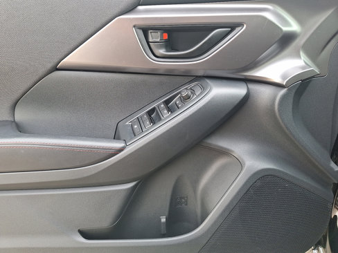 Certified 2025 Subaru Impreza 2.0i Sport image 12