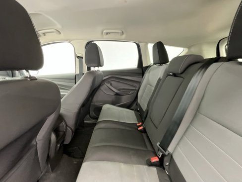 Used 2016 Ford Escape SE w/ SE Cold Weather Package image 5