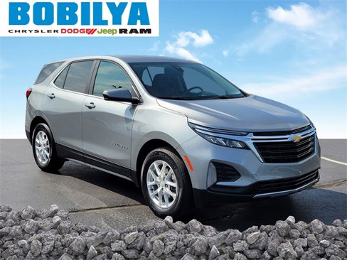 Used 2023 Chevrolet Equinox LT image 2