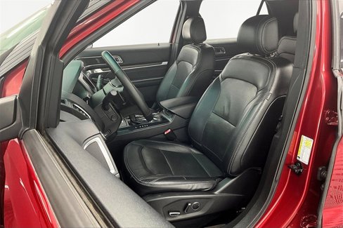 Used 2016 Ford Explorer Limited image 25