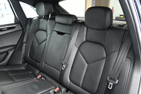 Used 2016 Porsche Macan S image 35