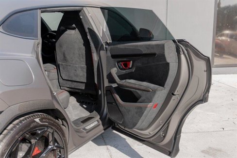 Used 2023 Lamborghini Urus Performante image 49