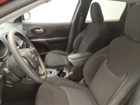 Used 2020 Jeep Cherokee Latitude image 17