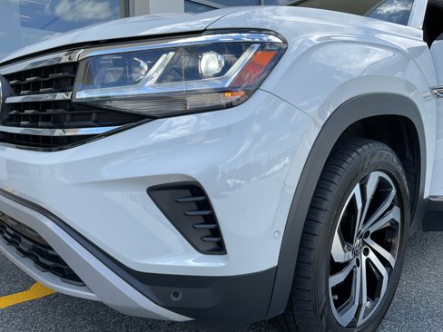 Used 2020 Volkswagen Atlas Cross Sport SEL Premium image 30