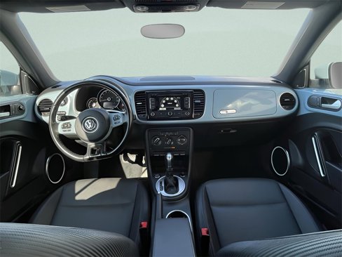 Used 2015 Volkswagen Beetle 1.8T image 8