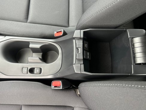 New 2025 Toyota Corolla LE image 27