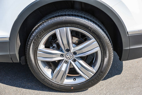Used 2021 Volkswagen Tiguan SEL w/ 3rd Row Seat Package image 30