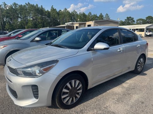 Used 2019 Kia Rio S image 2