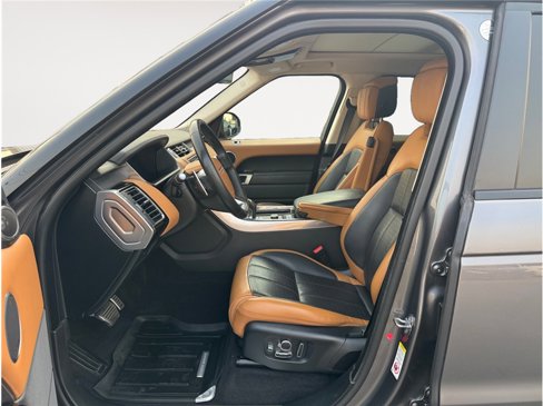 Used 2019 Land Rover Range Rover Sport HSE Dynamic image 9