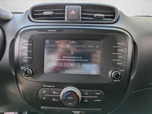 Used 2018 Kia Soul + image 14