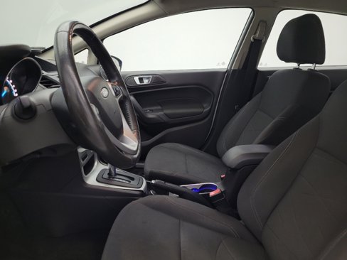 Used 2015 Ford Fiesta SE image 17