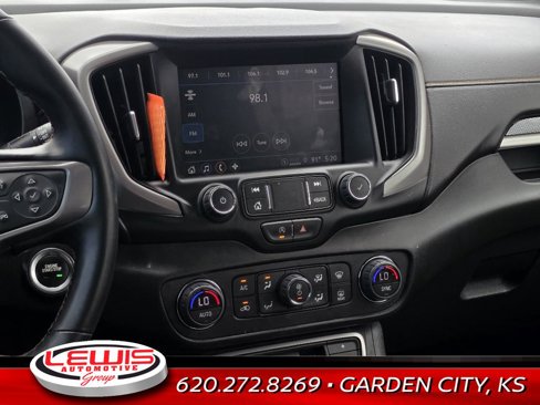 Used 2023 GMC Terrain AT4 image 14