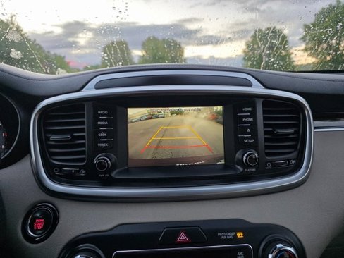 Used 2020 Kia Sorento EX image 30